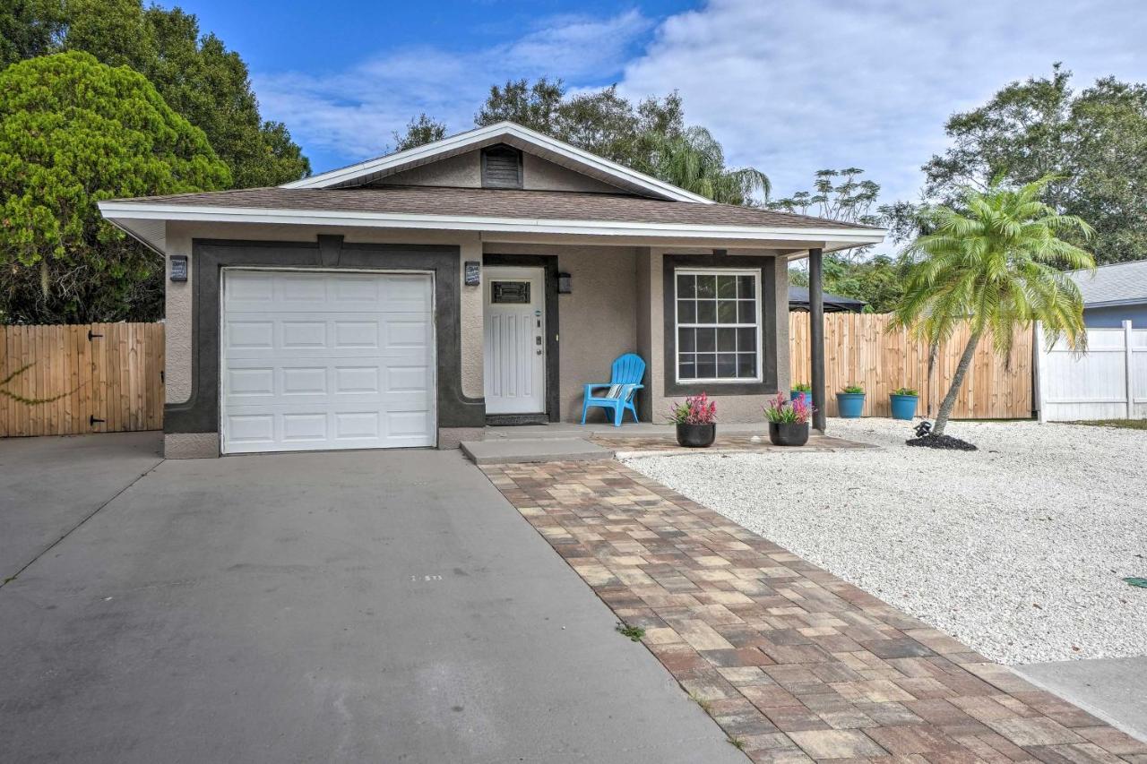 Beachy Palm Harbor Escape Swim Spa Pool And Gazebo Villa Exterior photo